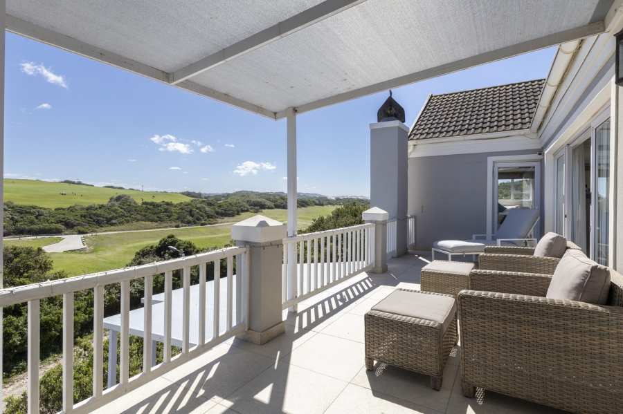 4 Bedroom Property for Sale in West Beach Eastern Cape